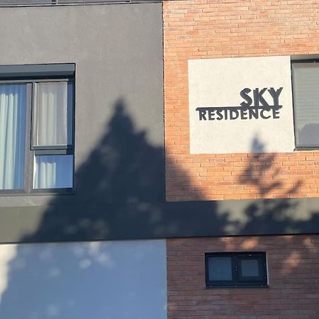 Sky Residence Airport Otopeni 12 Kültér fotó